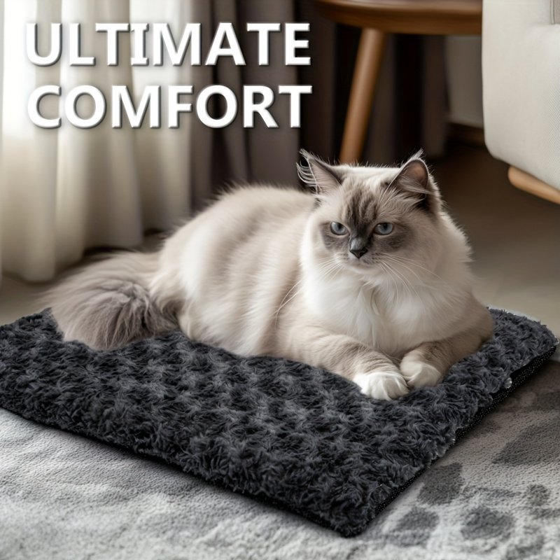 Self-heating thermal pet mat, an essential for calming cats and dogs during winter.